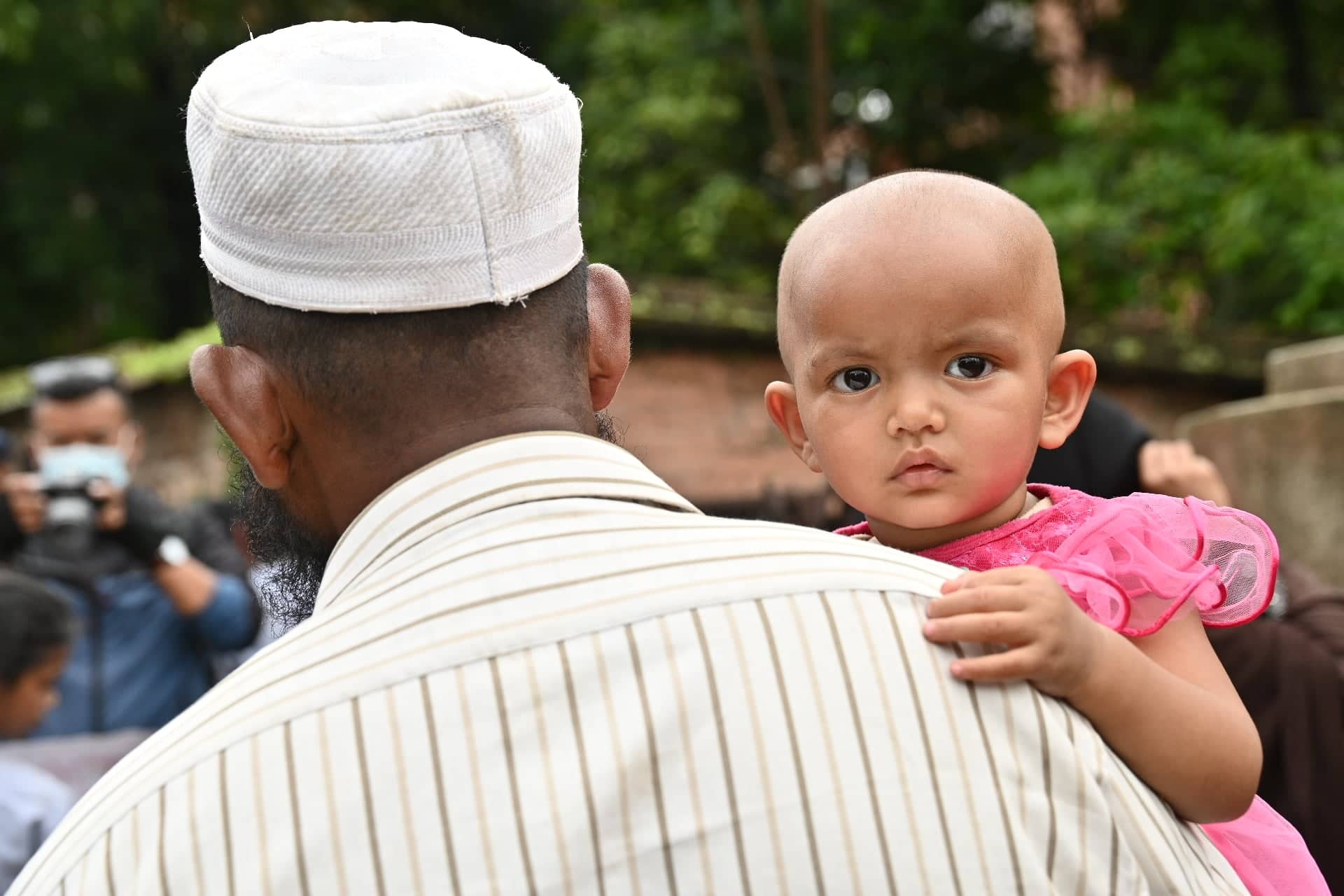 गाँस, बास र कपासकाे माग गर्दै शरणार्थीहरूकाे प्रदर्शन (तस्वीरहरू)